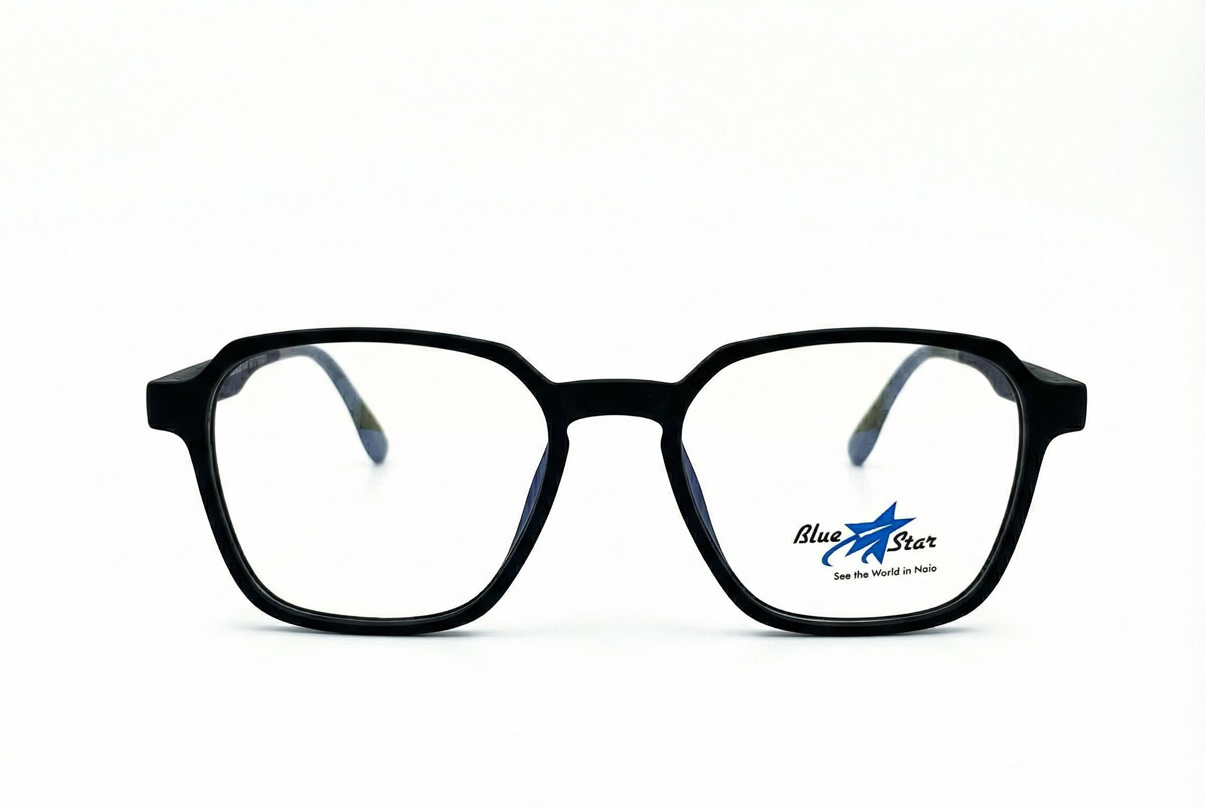 Vintage Mat Black Square Eyeglasses view 3